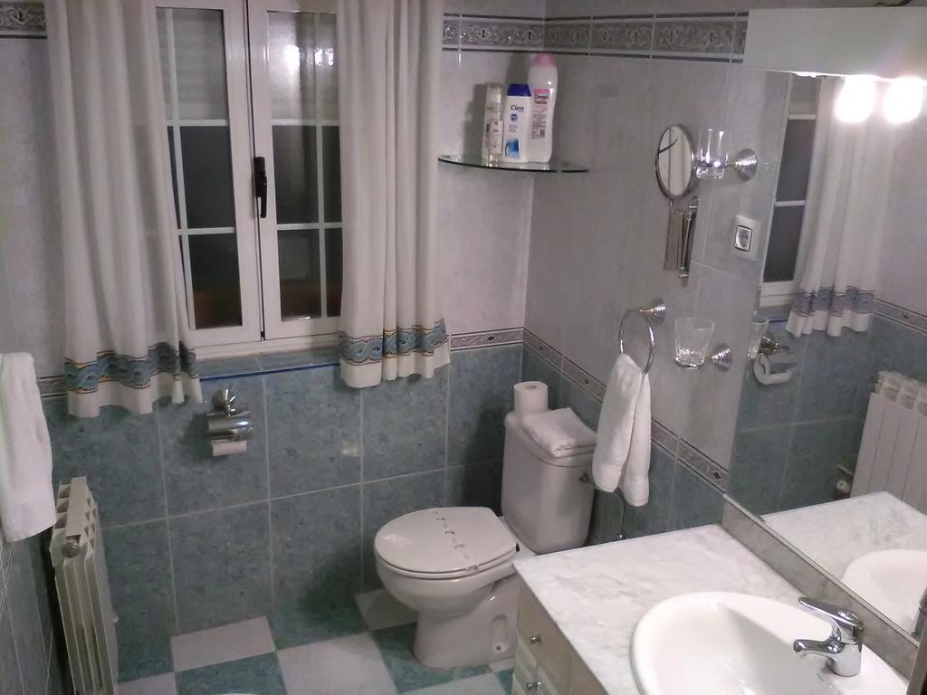Casa Rural La Esmeralda Наваредонда де Гредос Екстериор снимка